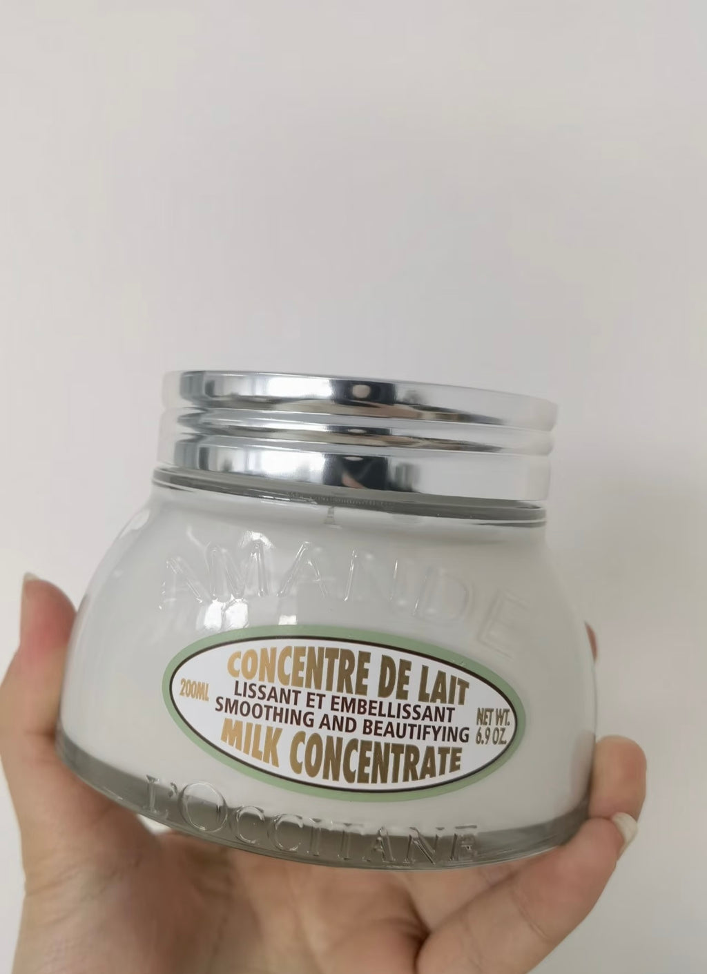 L’OCCITANE Almond Milk Concentrate Duo (200ml + Eco-Refill) | 50% Warehouse Clearance